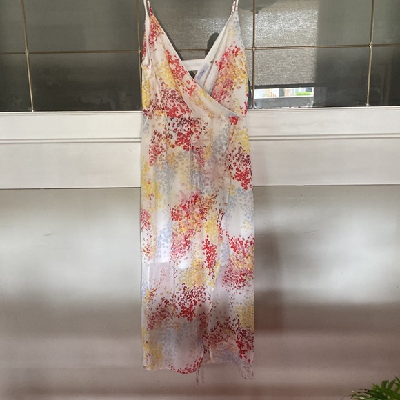 Floral MEDIUM Flowy Dress from DEX - Picture 6 of 7